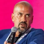 Drake Bell le confiesa al Escorpión Dorado que quiere colaborar con Peso Pluma